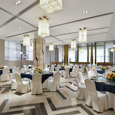 Holiday Inn Express Chengdu Huanhuaxi By Ihg-Near Jinsha Site Musem,Near Wuhou Temple Museum,Welcome Drinks,Free Gym,Free Self-Service Laundry Esterno foto