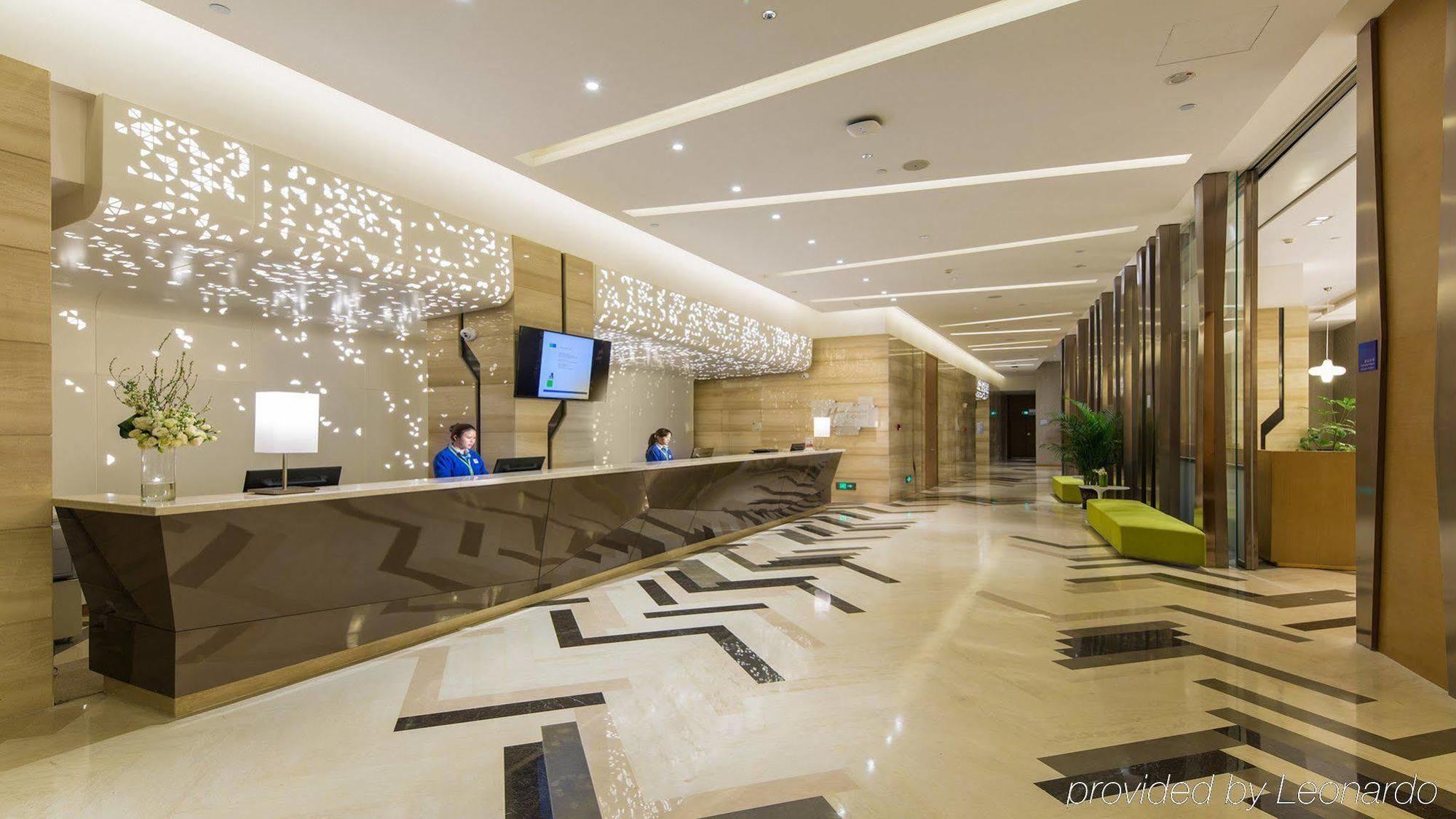 Holiday Inn Express Chengdu Huanhuaxi By Ihg-Near Jinsha Site Musem,Near Wuhou Temple Museum,Welcome Drinks,Free Gym,Free Self-Service Laundry Esterno foto