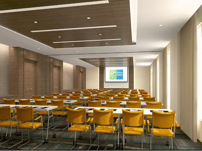 Holiday Inn Express Chengdu Huanhuaxi By Ihg-Near Jinsha Site Musem,Near Wuhou Temple Museum,Welcome Drinks,Free Gym,Free Self-Service Laundry Esterno foto